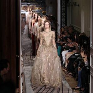 Valentino: cupon de 30 de milioane pentru sora emirului Qatarului