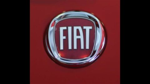 Auto: Piața UE cade în iunie, Fiat se prăbușește