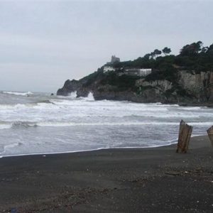 Praias da Itália, quantas proibições