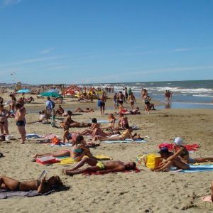 Vacaciones de verano: casi la mitad de los europeos no viajan, los italianos bajaron un 25 % con respecto a 2011