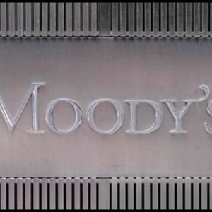 Moody's reduce ratingul a 17 bănci germane: perspectivă negativă