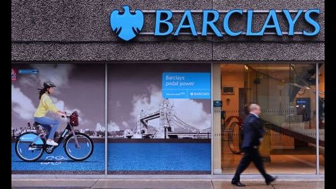 Wsj: Barclays taglia 2mila posti di lavoro, soprattutto in Asia