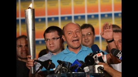 Romania, the quorum for the dismissal of President Basescu has not been reached