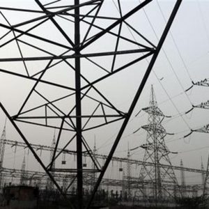بھارت میں ایک بار پھر بلہ: 600 لوگ بجلی سے محروم ہیں۔ لیکن نئی دہلی میں میٹرو کام کرتی ہے۔