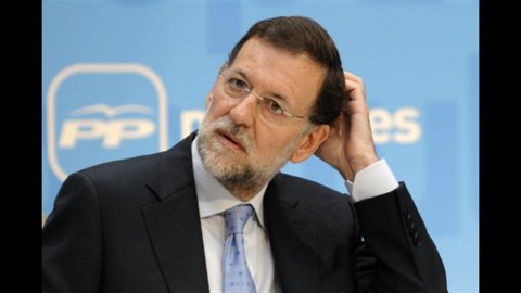 ELEZIONI SPAGNOLE – Madrid verso un governo “all’italiana”: Rajoy può vincere ma dovrà allearsi