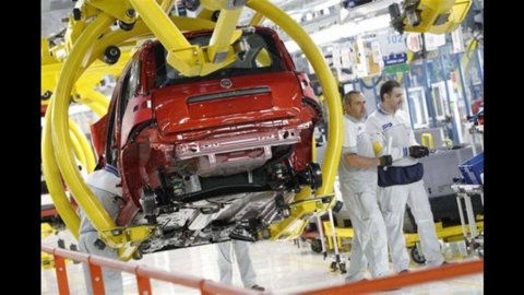 Auto: ad agosto crolla l’Europa (-8,5%), disastro Fiat (-18,2%)