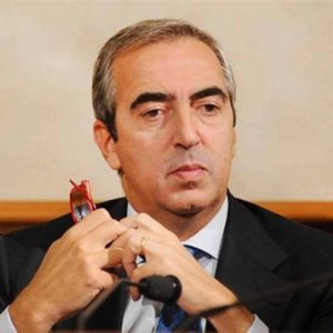 Gasparri: “Goldman Sachs si disfa dei Btp? Il Governo le revochi l’incarico su Fintecna”