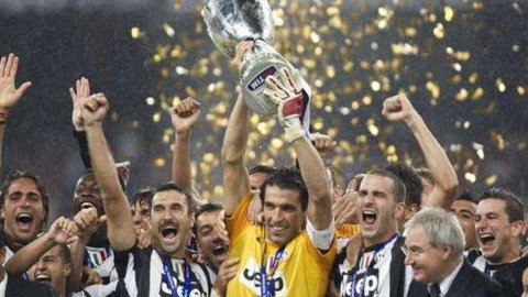 Supercoppa, vince la Juventus tra le polemiche: primo trofeo stagionale, nonostante la grana Conte