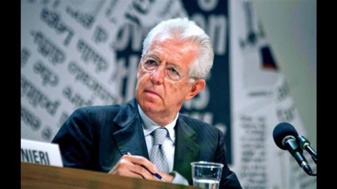 Fitch: los inversores temen el riesgo político en la Italia posterior a Monti