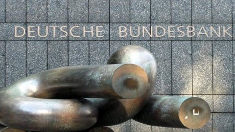 Bundesbank: Pil tedesco si riprenderà nel 2013