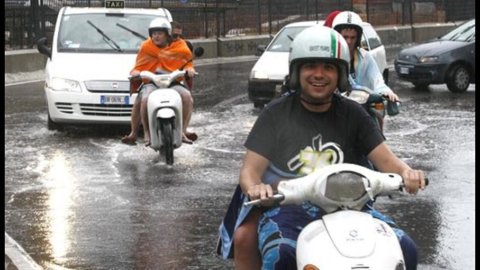 热烈告别，比阿特丽斯来了：北方的雨和风暴