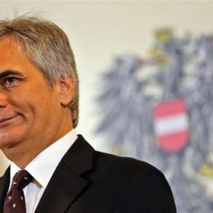 Grecia, mano tendida por Austria: "Démosle a Atenas más tiempo, incluso tres años"