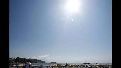 Meteo: da oggi fino a giovedì torna il caldo. Poi nuove perturbazioni in arrivo