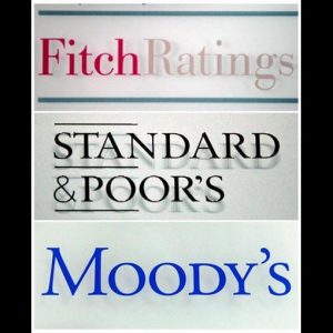 Fitch recorta el rating de 7 bancos italianos, la triple A de EEUU en riesgo