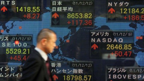 Borsa di Tokyo, l’indice Nikkei chiude in lieve rialzo: