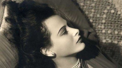 Hedy Lamarr: dal nudo alle torpedini. L’epopea dell’attrice-scienziata