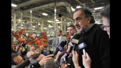 Marchionne için "Fiat İtalya'dan ayrılmıyor", Diego Della Valle RCS'ye katıldı. Milan kötü başladı