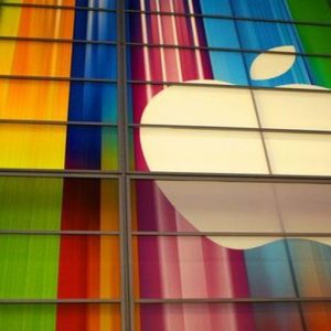 Apple-Google, a Wall Street torna in testa Cupertino