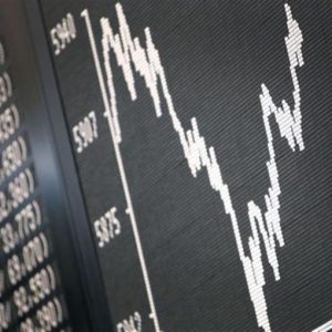 La Spagna affossa le Borse: giornata nera a Piazza Affari che perde il 3,29%