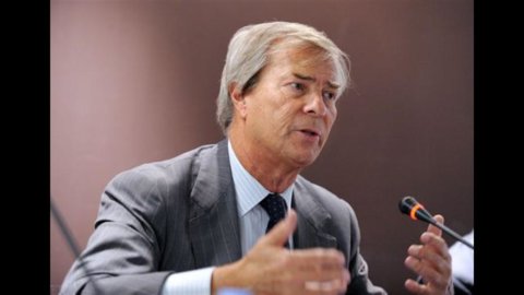 Borsa, Mediobanca cade dopo novità Patto. Bolloré sale oltre il 7%