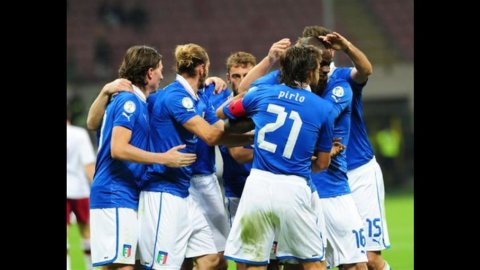 Mondiali, l’Italia batte la Danimarca 3-1 e va in fuga nel girone B: Pirlo sontuoso, Balotelli super