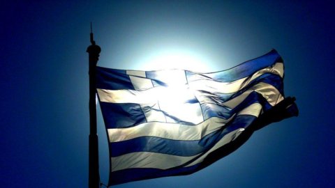 Grecia, Eurogruppo: via libera ai nuovi aiuti da 49,1 miliardi