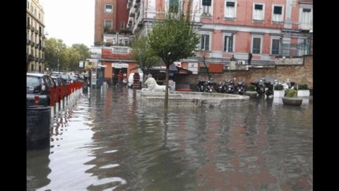 Wetter, Cassandra kommt an: schlechtes Wetter in ganz Italien am Wochenende, Alarm in Ligurien