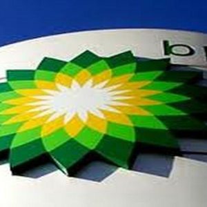 BP: utile 2014 -84% su anno a 3,7 mld