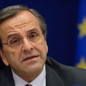 Grecia, Samaras: “Raggiunto accordo con Troika per nuova tranche di aiuti”
