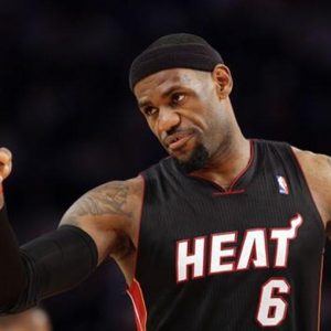 FINALI NBA – LeBron James scrive 35, Miami si porta sull’1 a 1