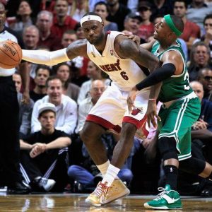 Basket, NBA au départ : spectacle de Miami, déception des Lakers