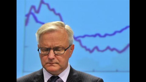 Rehn: “Preoccupa risanamento Italia dopo 2013”. Draghi: “Crisi anche in Germania”