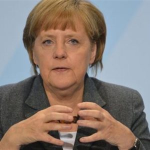 Merkel : « La Grande-Bretagne ne s'isole pas. Un accord sur le budget pluriannuel est nécessaire d'ici novembre »
