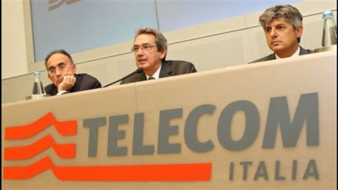 The Stock Exchange rewards Telecom Italia which defends profitability and lowers debt