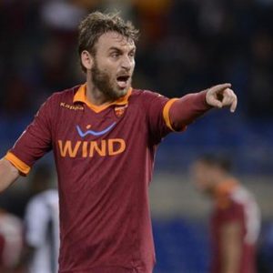 Lazio-Roma, diriltilecek bir derbi: alay, tartışma ve De Rossi davasının arifesi