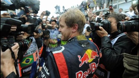 F1, Gp Brasilien: Vettel Weltmeister, Alonso kurz vor dem Kunststück