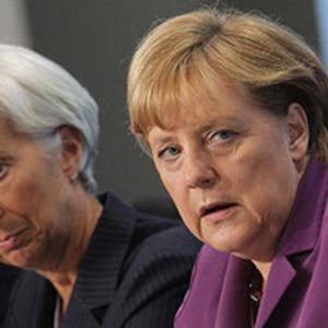 Euro, petrolio e titoli di Stato ai minimi. Berlino prepara un piano B per Atene