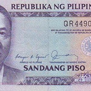 Mata uang, peso Filipina di atas terhadap dolar AS