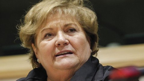 Amalia Sartori, Präsidentin der Industriekommission im Europäischen Parlament: "Änderung der Wettbewerbsregeln"
