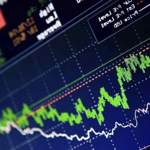 L’Asia fa respirare le Borse. Ma sale lo spread con l’aria di crisi