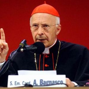 Anche i cardinali attaccano Berlusconi