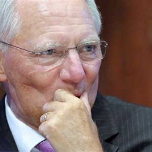 Germania, Schaeuble chiede il voto Bundestag su aiuti Grecia