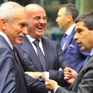 UE, kesepakatan tentang pengawasan perbankan dalam semalam