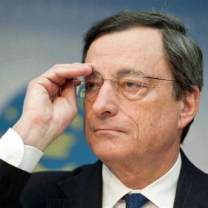 Bce: “Eurozona ancora in difficoltà nel 2013, ripresa a partire da metà anno”