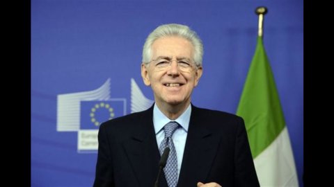 Candidarsi o no? Monti prende tempo