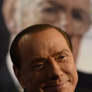 Berlusconi sempre più ondivago: oggi attacca Monti