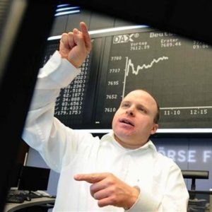 Spread Btp-Bund sotto quota 260 punti