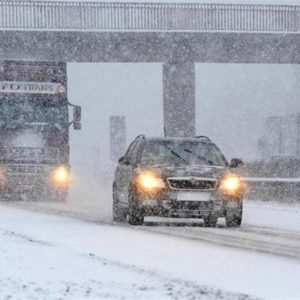 Wetter, die Kaltluftfront kommt: Temperaturen sinken und Schnee in ganz Italien, sogar in den Ebenen