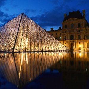 Louvre, e se la Gioconda tornasse italiana? Ipotesi “Papa straniero” ai vertici del museo