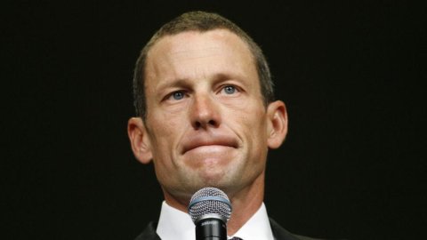 Armstrong, quanto costano le confessioni? Almeno 10 milioni di euro, ma potrebbero diventare 100